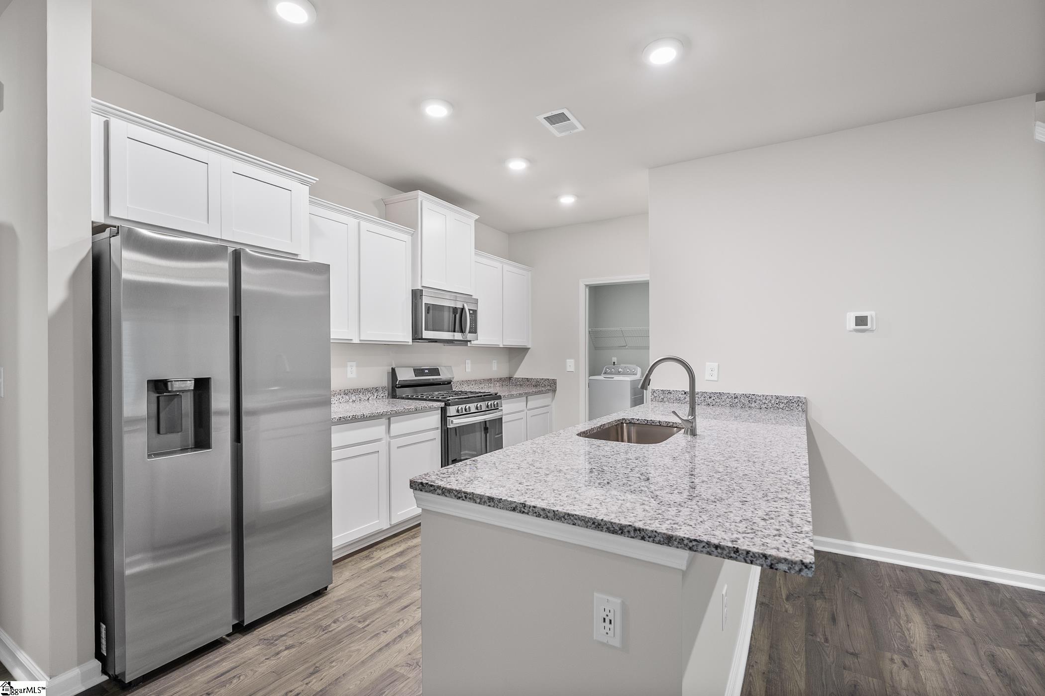 372 Highline Trail Greenville, SC 29607 - Photo 8 of 39