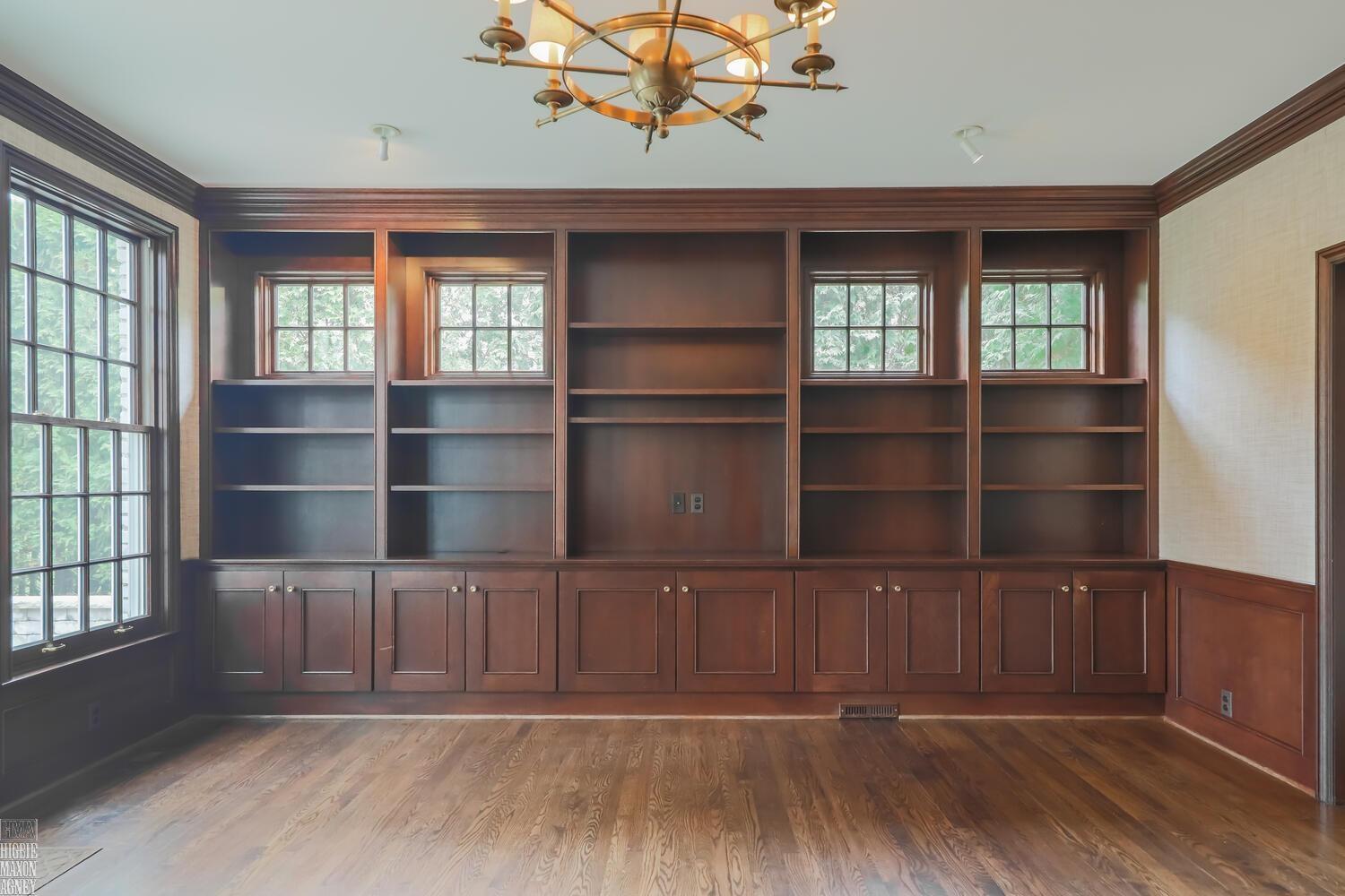 92 Moran Road Grosse Pointe Farms, MI 48236 - Photo 11 of 54