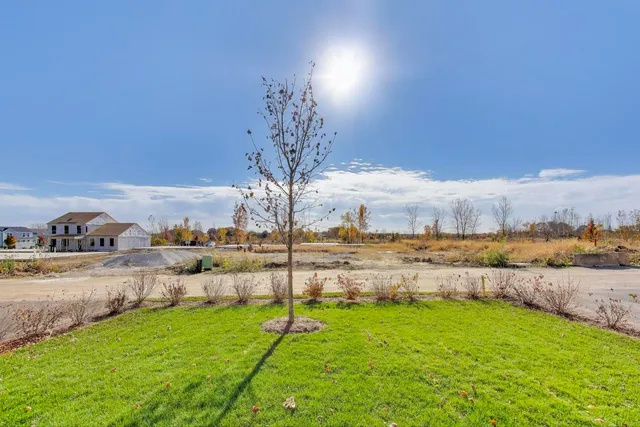 a picture of a bench in a white building
