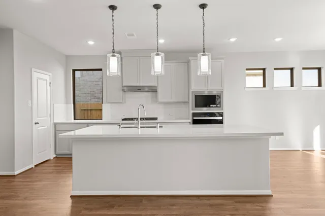 $539,990 | 3320 Bentwood Ranch Drive, Conroe, TX 77385