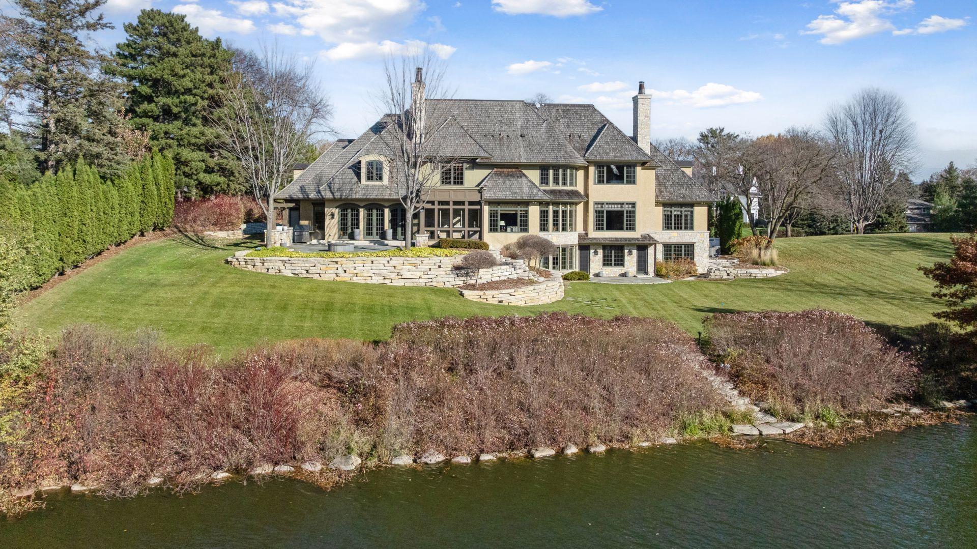 5208 Dundee Road Edina, MN 55436 - Photo 3 of 4