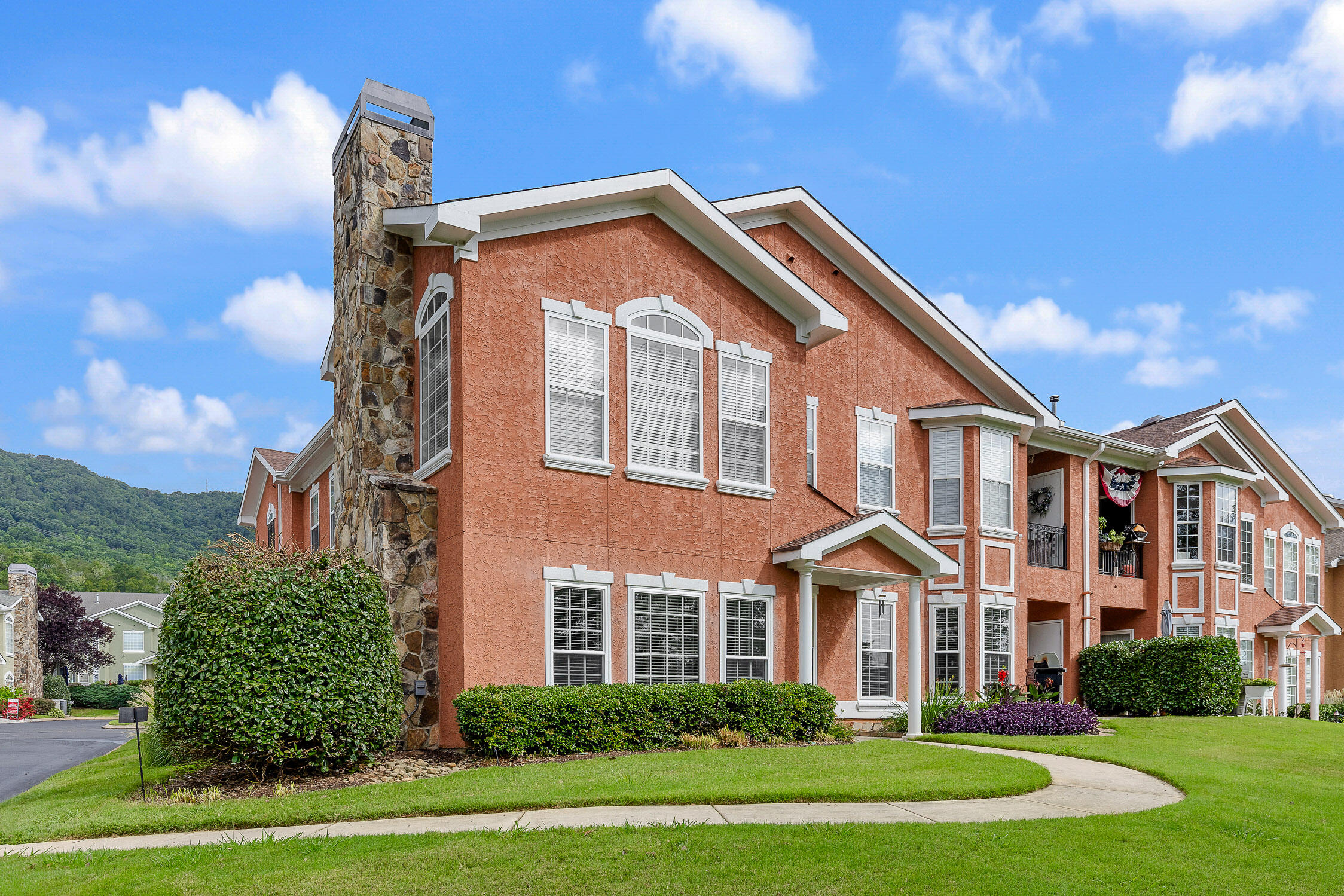1101 Renaissance Court Chattanooga, TN 37419 - Photo 1 of 39 Welcome to 1101 Renaissance Court!