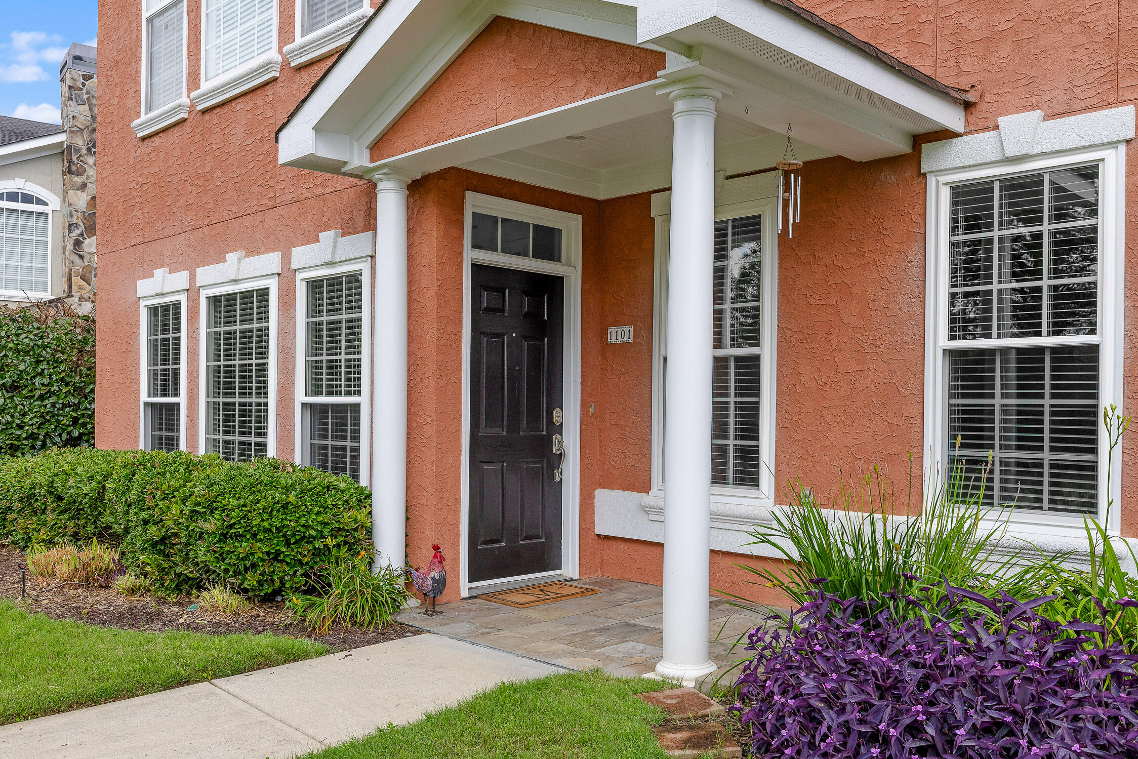 1101 Renaissance Court Chattanooga, TN 37419 - Photo 5 of 39 Come on In!