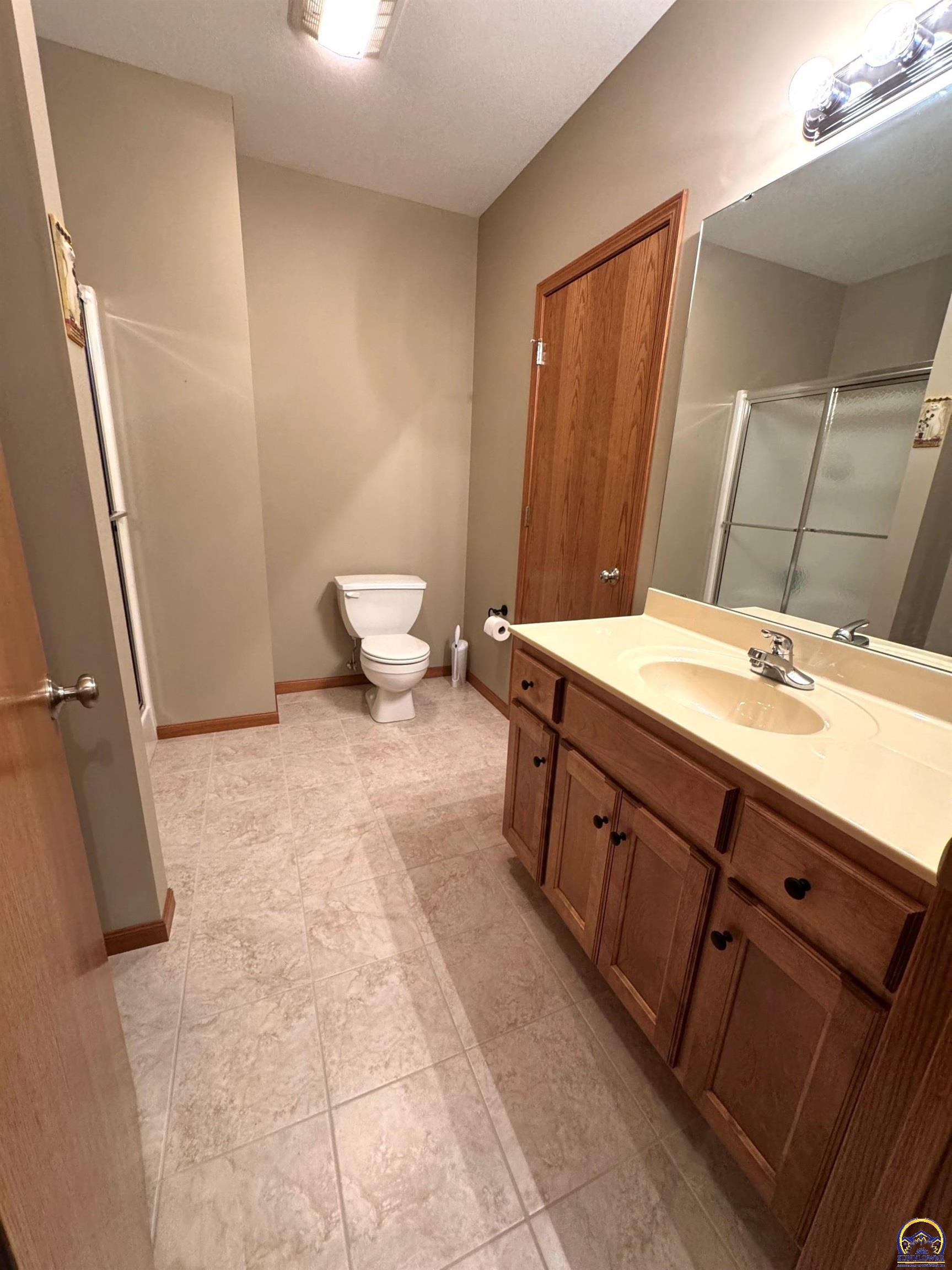 5230 Southwest Knudsen Road Topeka, KS 66610 - Photo 33 of 44