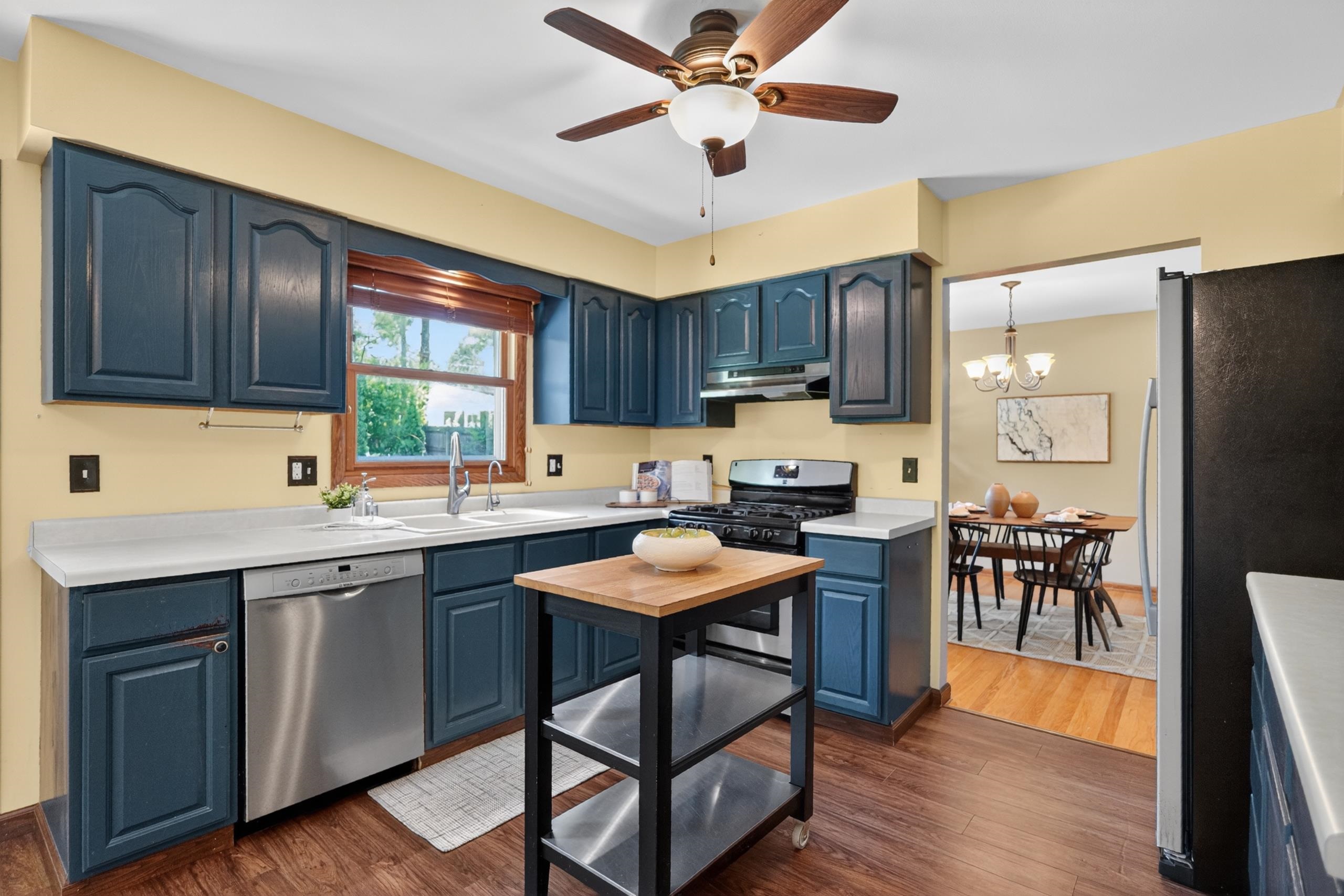 5717 Piping Rock Road Madison, WI 53711 - Photo 13 of 55