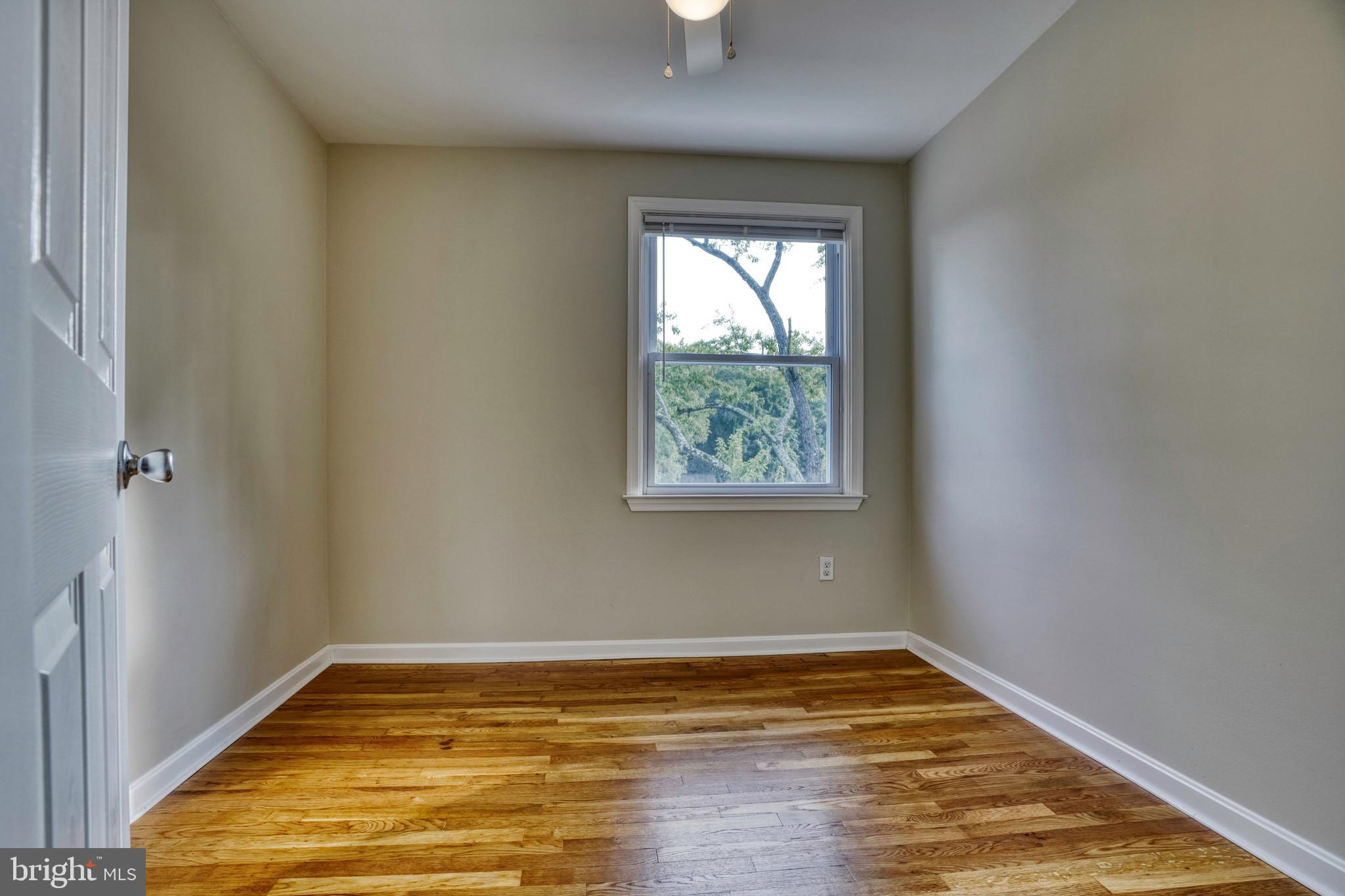 5102 Fredcrest Road Baltimore, MD 21229 - Photo 25 of 38 Gallery Image 25