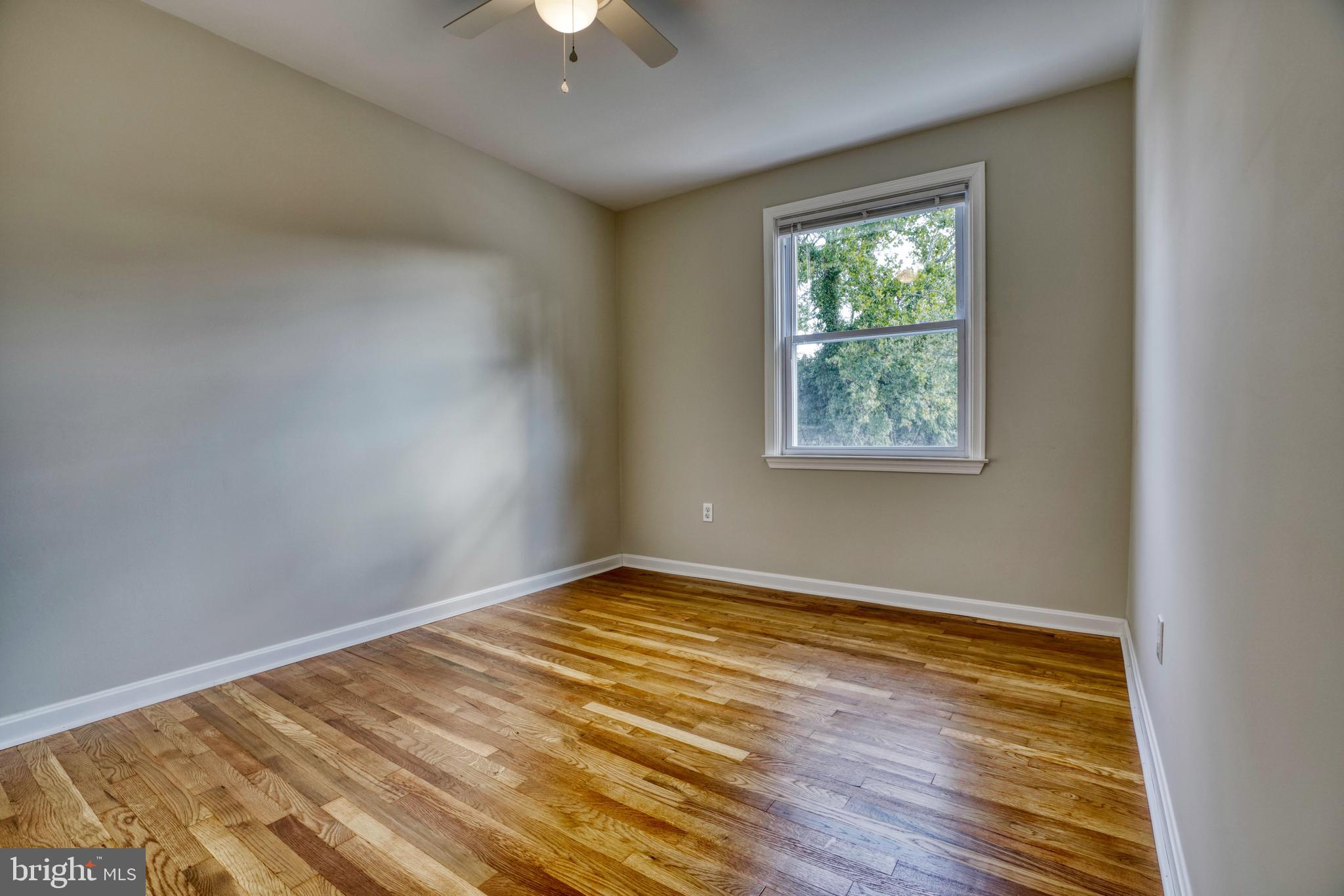 5102 Fredcrest Road Baltimore, MD 21229 - Photo 27 of 38 Gallery Image 27