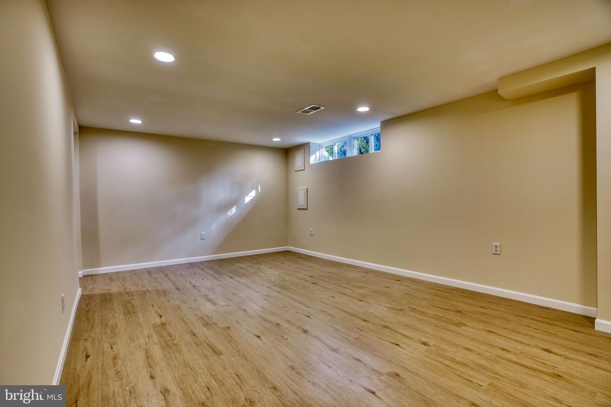 5102 Fredcrest Road Baltimore, MD 21229 - Photo 29 of 38 Gallery Image 29