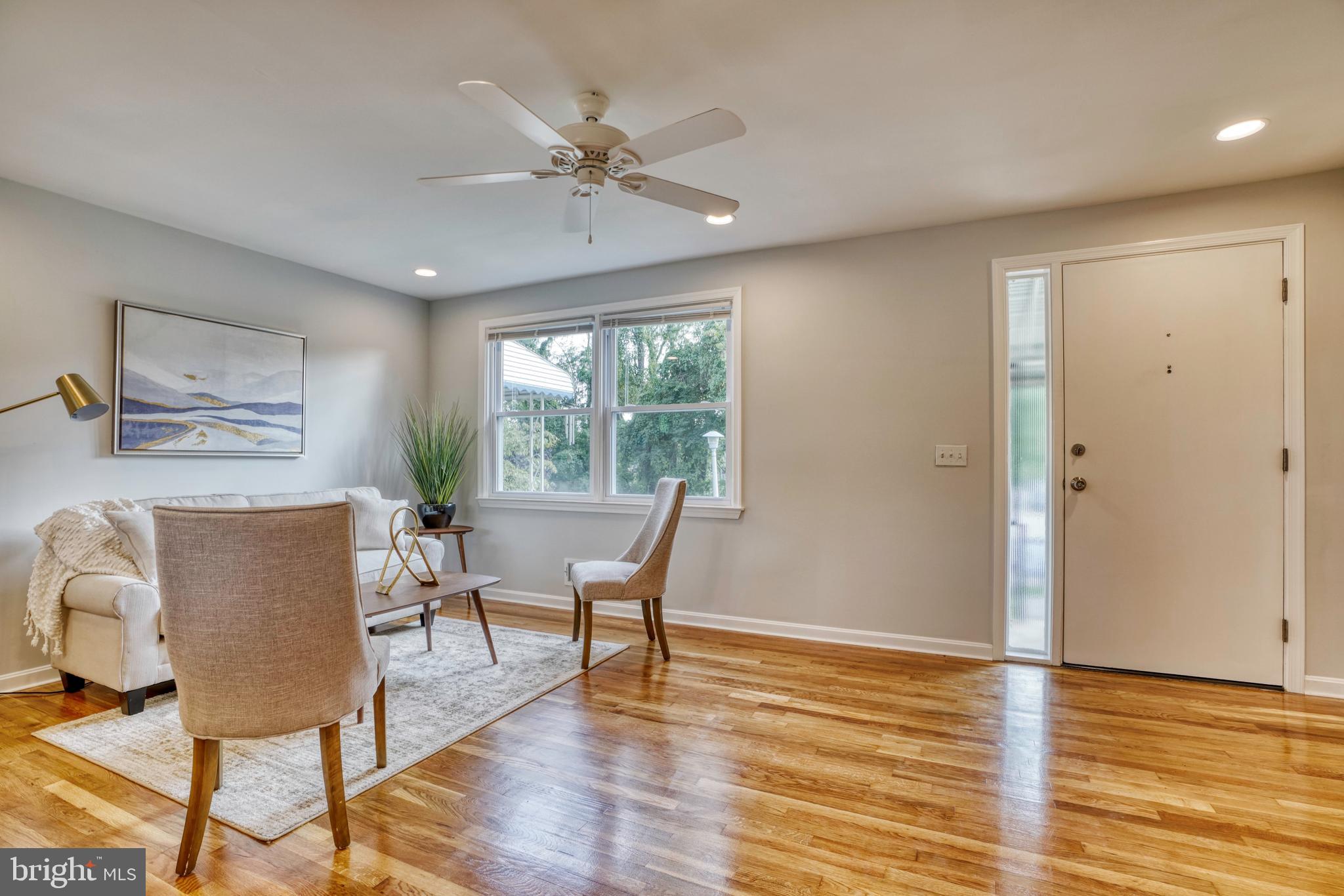 5102 Fredcrest Road Baltimore, MD 21229 - Photo 6 of 38 Gallery Image 6