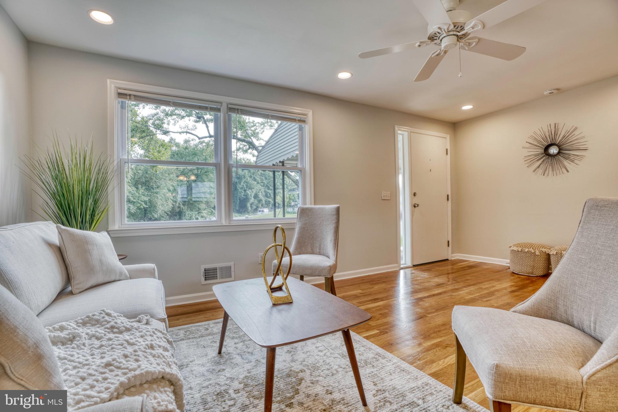 5102 Fredcrest Road Baltimore, MD 21229 - Photo 8 of 38 Gallery Image 8