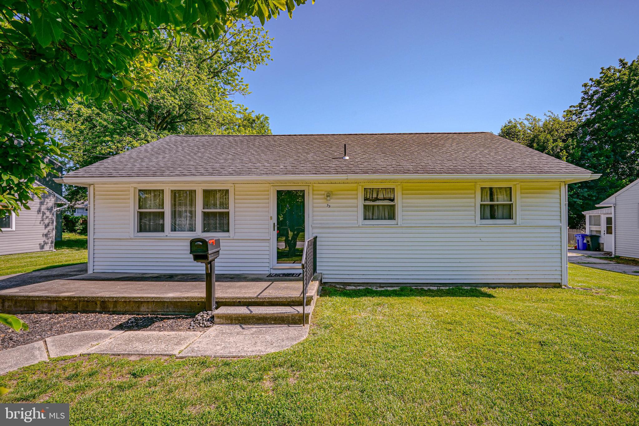 33 Mahoney Road Pennsville, NJ 08070 - Photo 3 of 10 Gallery Image 3