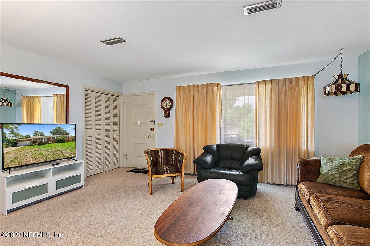 917 Carlotta Road West Jacksonville, FL 32211 - Photo 2 of 12 02-Living Room