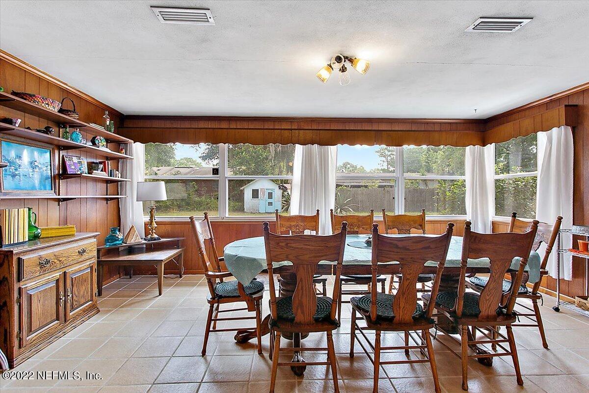 917 Carlotta Road West Jacksonville, FL 32211 - Photo 5 of 12 05-Sun Room