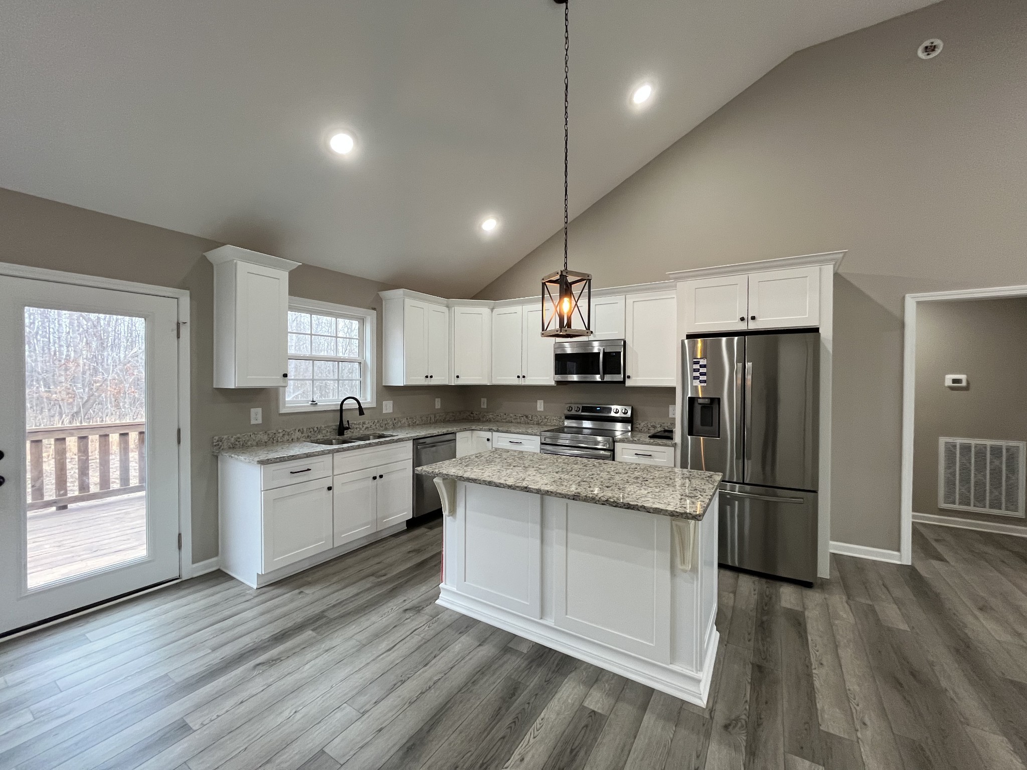 1003 Promise Land Road Charlotte, TN 37036 - Photo 7 of 25