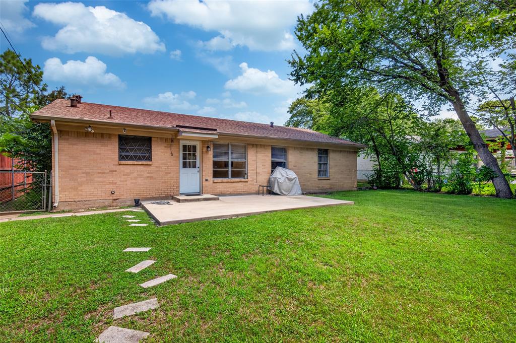 2718 Ridgewood Street Irving, TX 75062 - Photo 22 of 25 Back house