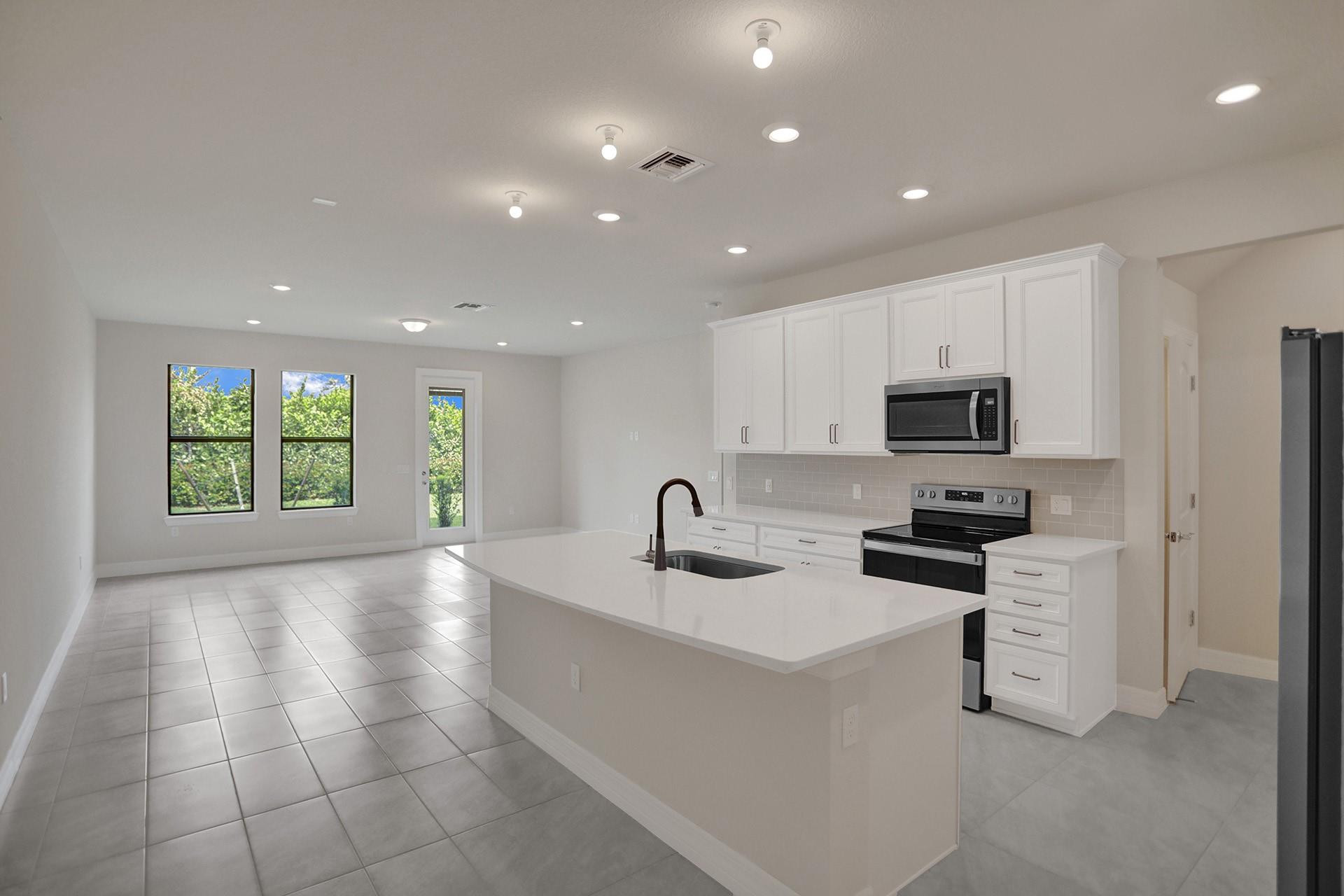 4841 Chantilly Road Lake Worth, FL 33467 - Photo 6 of 28 Photo 6