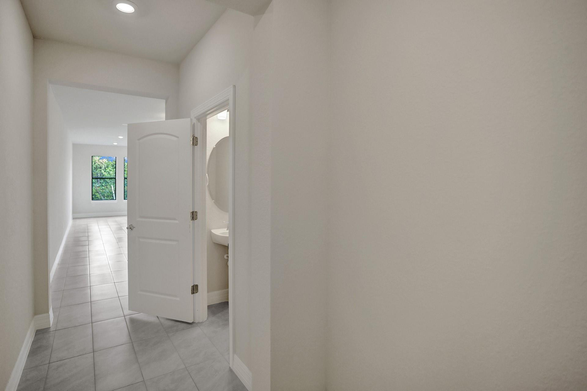 4841 Chantilly Road Lake Worth, FL 33467 - Photo 8 of 28 1/2