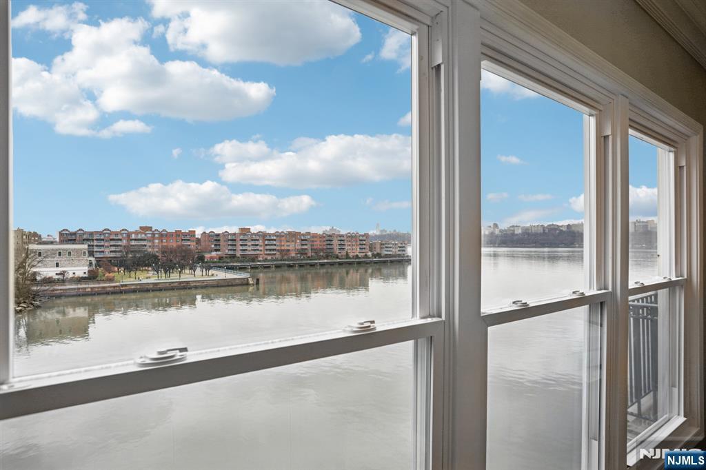 343 The Promenade, Unit 343 Edgewater, NJ 07020 - Photo 26 of 38 a view of a lake view