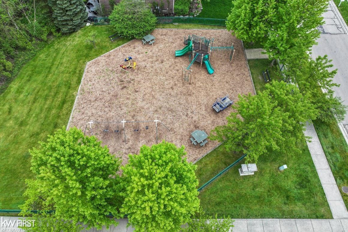 7671 Maple Ridge Court Clarkston, MI 48346 - Photo 56 of 57 50142188-cf4c21d0-ea18-4267-9084-ef00685d917a.JPG