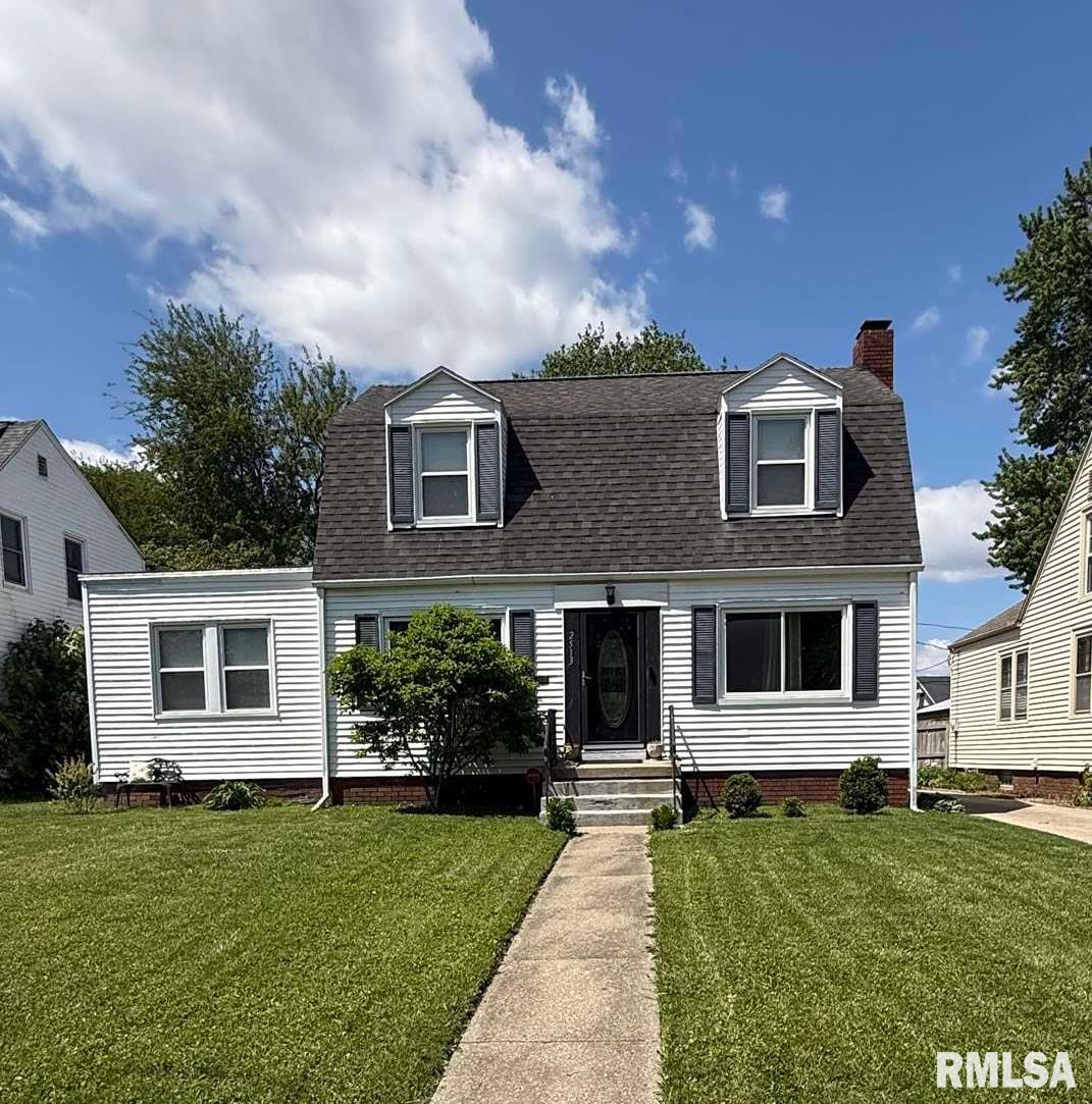 2513 South 7th Street Springfield, IL 62703 - Photo 1 of 14