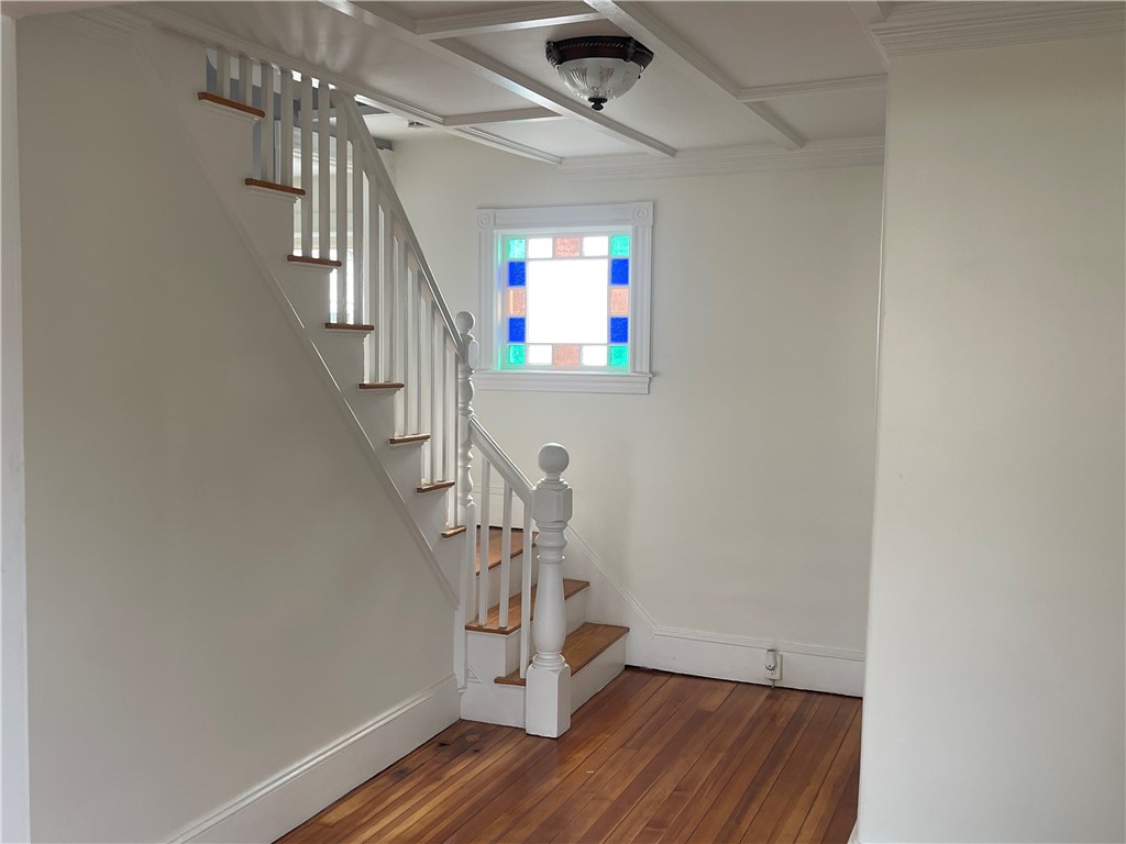 106 Crescent Road Pawtucket, RI 02861 - Photo 11 of 49