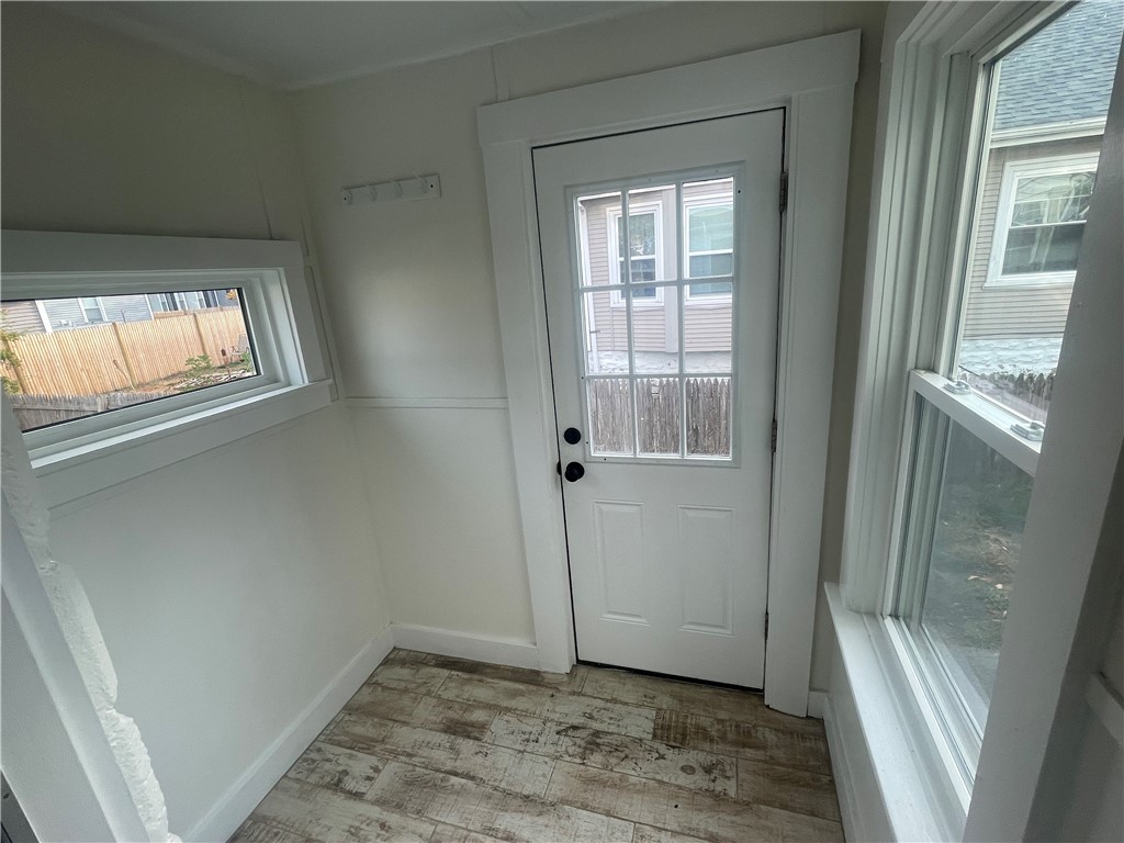 106 Crescent Road Pawtucket, RI 02861 - Photo 13 of 49