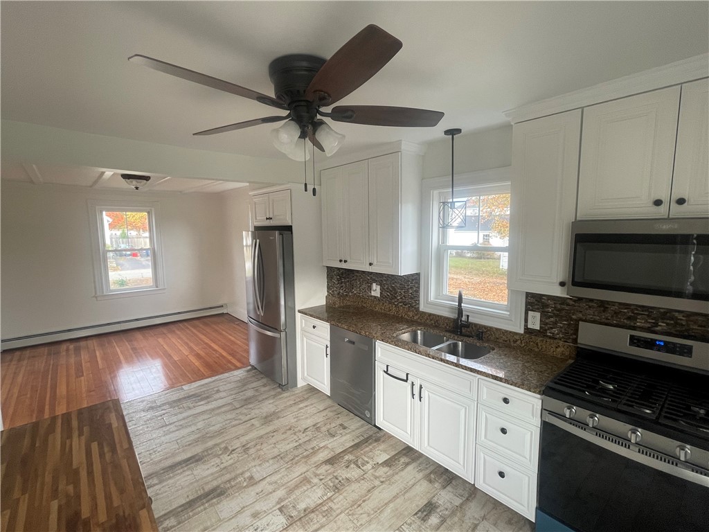 106 Crescent Road Pawtucket, RI 02861 - Photo 4 of 49