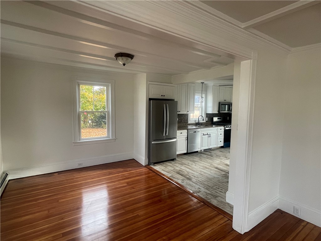 106 Crescent Road Pawtucket, RI 02861 - Photo 6 of 49