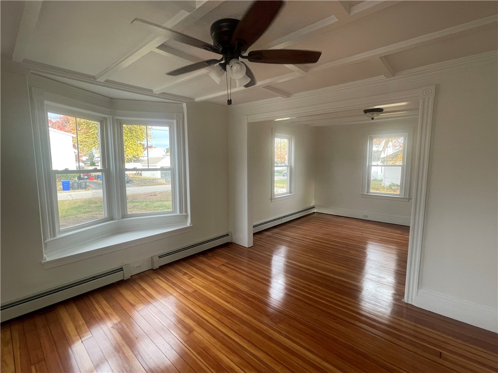 106 Crescent Road Pawtucket, RI 02861 - Photo 8 of 49