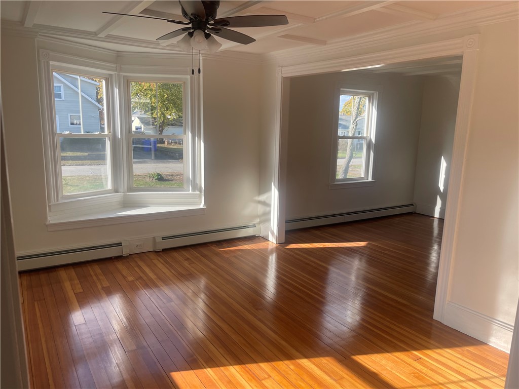 106 Crescent Road Pawtucket, RI 02861 - Photo 10 of 49