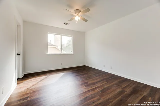 $3,100 | 19619 Flair Oak, San Antonio, TX 78258