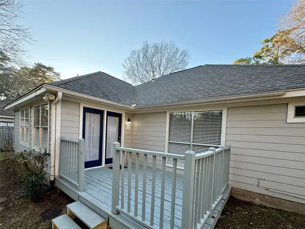 a house that has a backyard