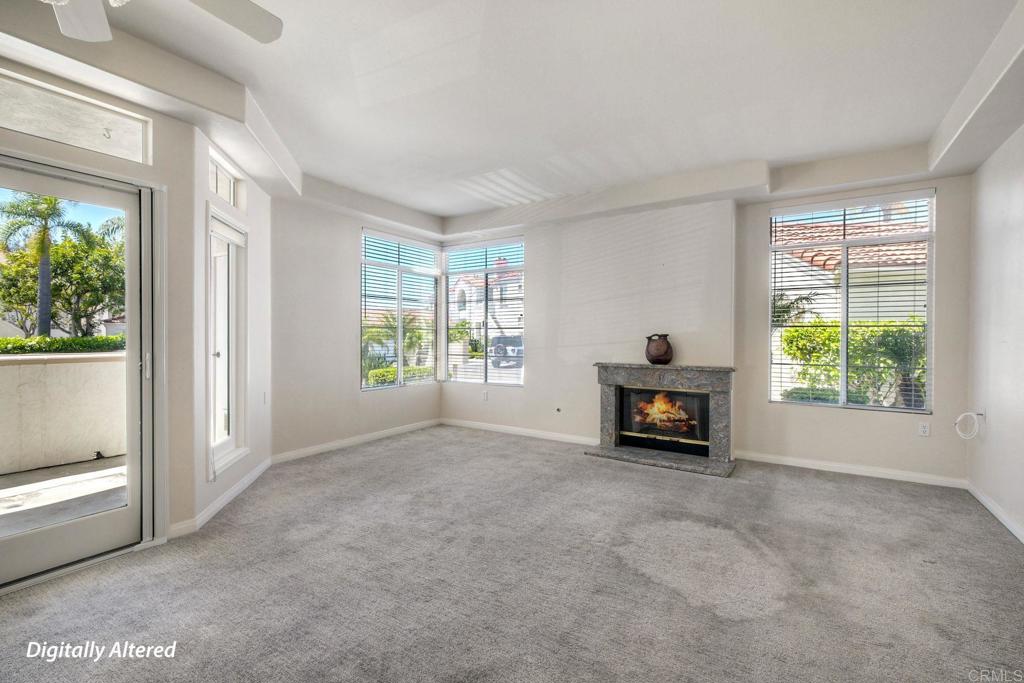 3375 Genoa Way, Unit 144 Oceanside, CA 92056 - Photo 7 of 34 Living Room