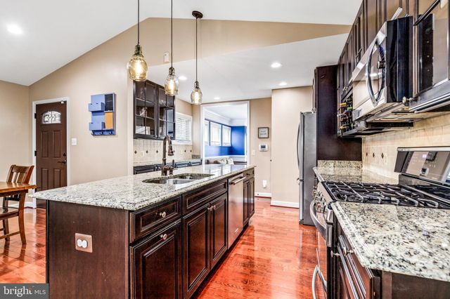 $738,000 | 6619 Cavalier Drive, Alexandria, VA 22307