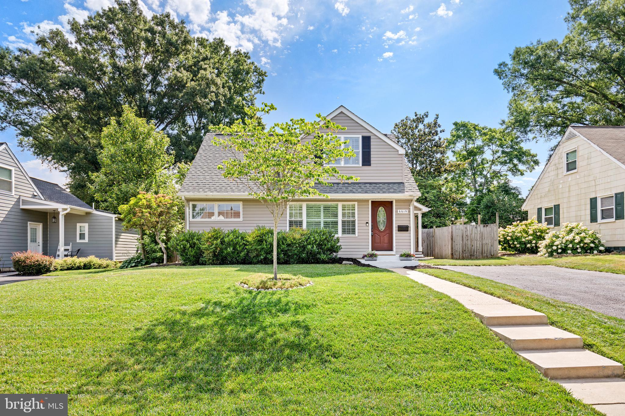 6619 Cavalier Drive Alexandria, VA 22307 - Photo 2 of 39
