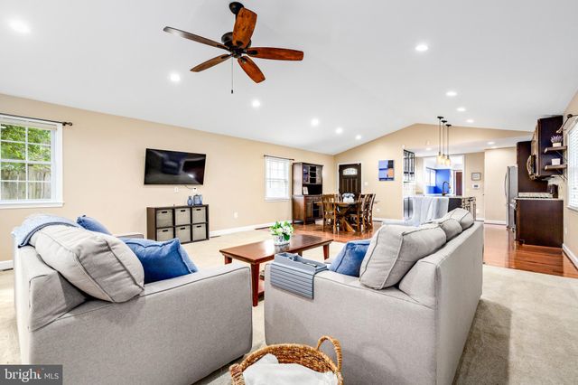 $738,000 | 6619 Cavalier Drive, Alexandria, VA 22307