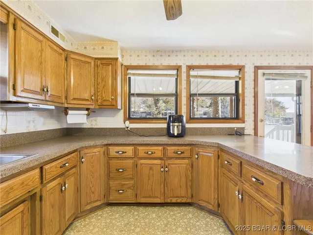 $459,500 | 722 Lehman Lane, Sunrise Beach, MO 65079