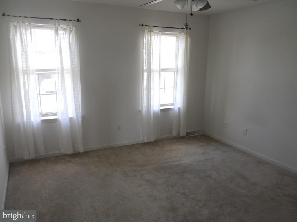 16 Limestone Court Lititz, PA 17543 - Photo 10 of 27