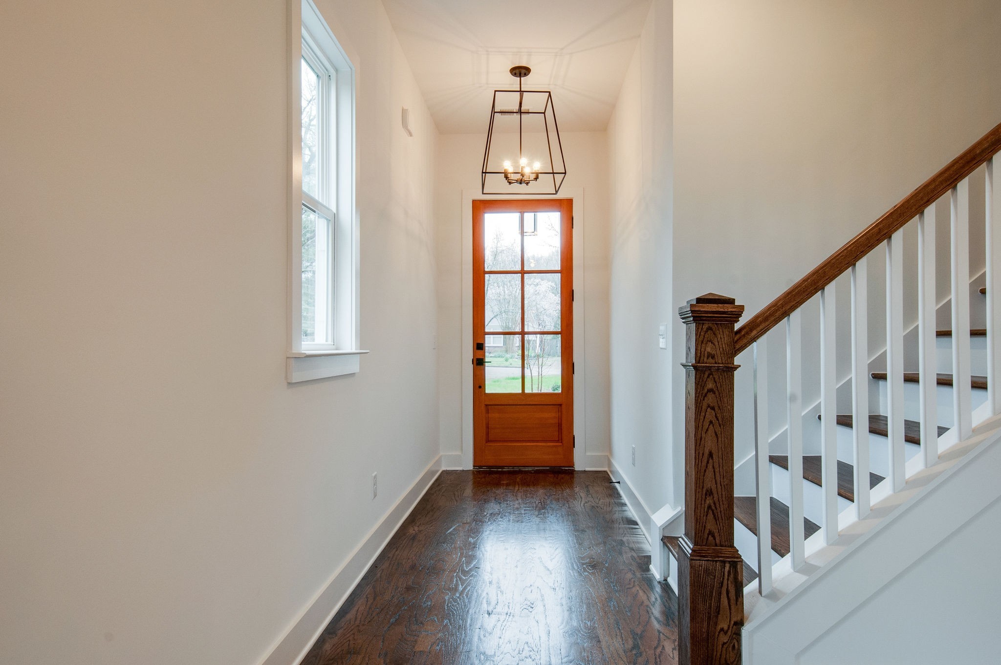 5559 Knob Road Nashville, TN 37209 - Photo 3 of 31 Gallery Image 3