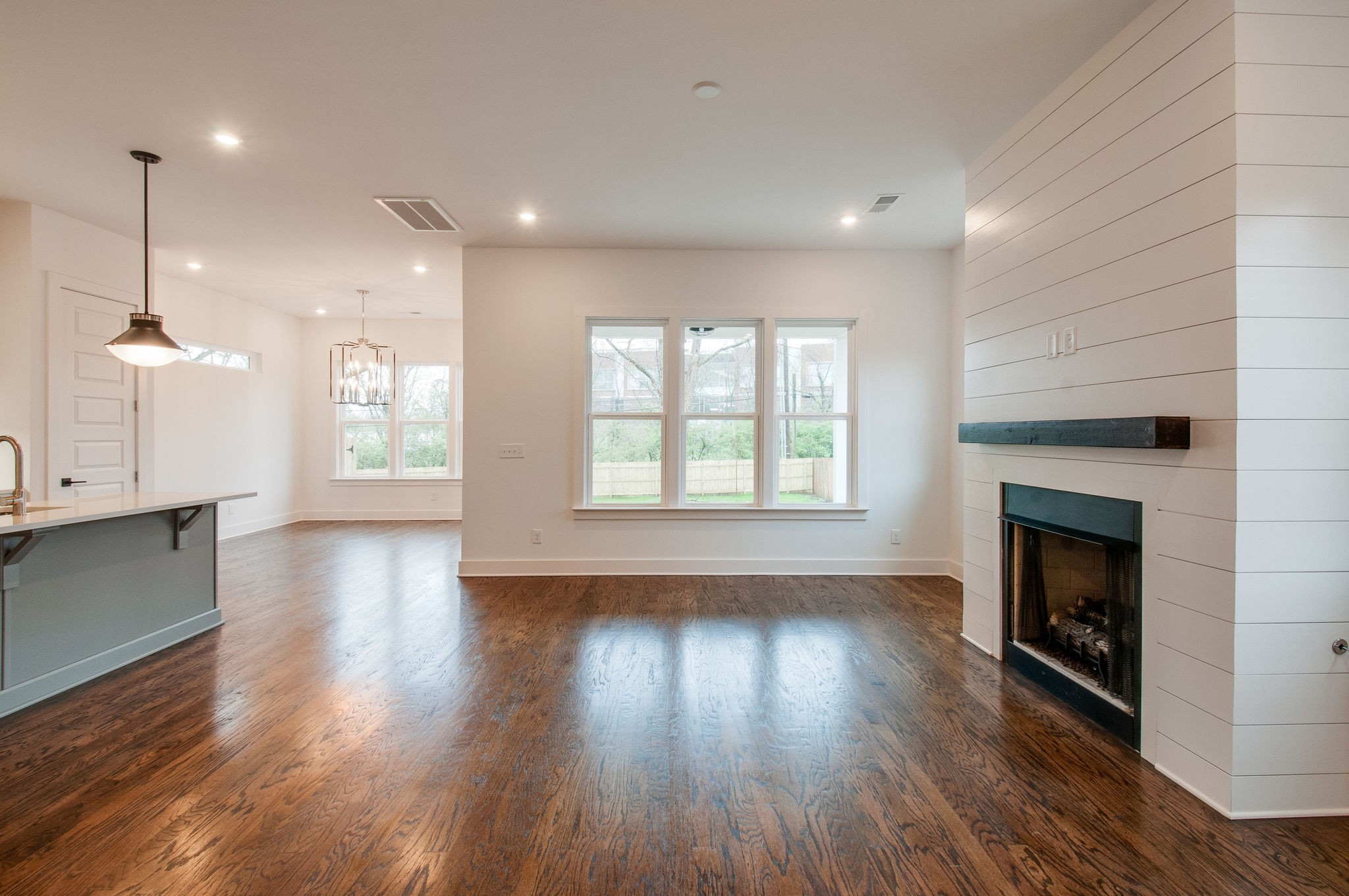 5559 Knob Road Nashville, TN 37209 - Photo 4 of 31 Gallery Image 4