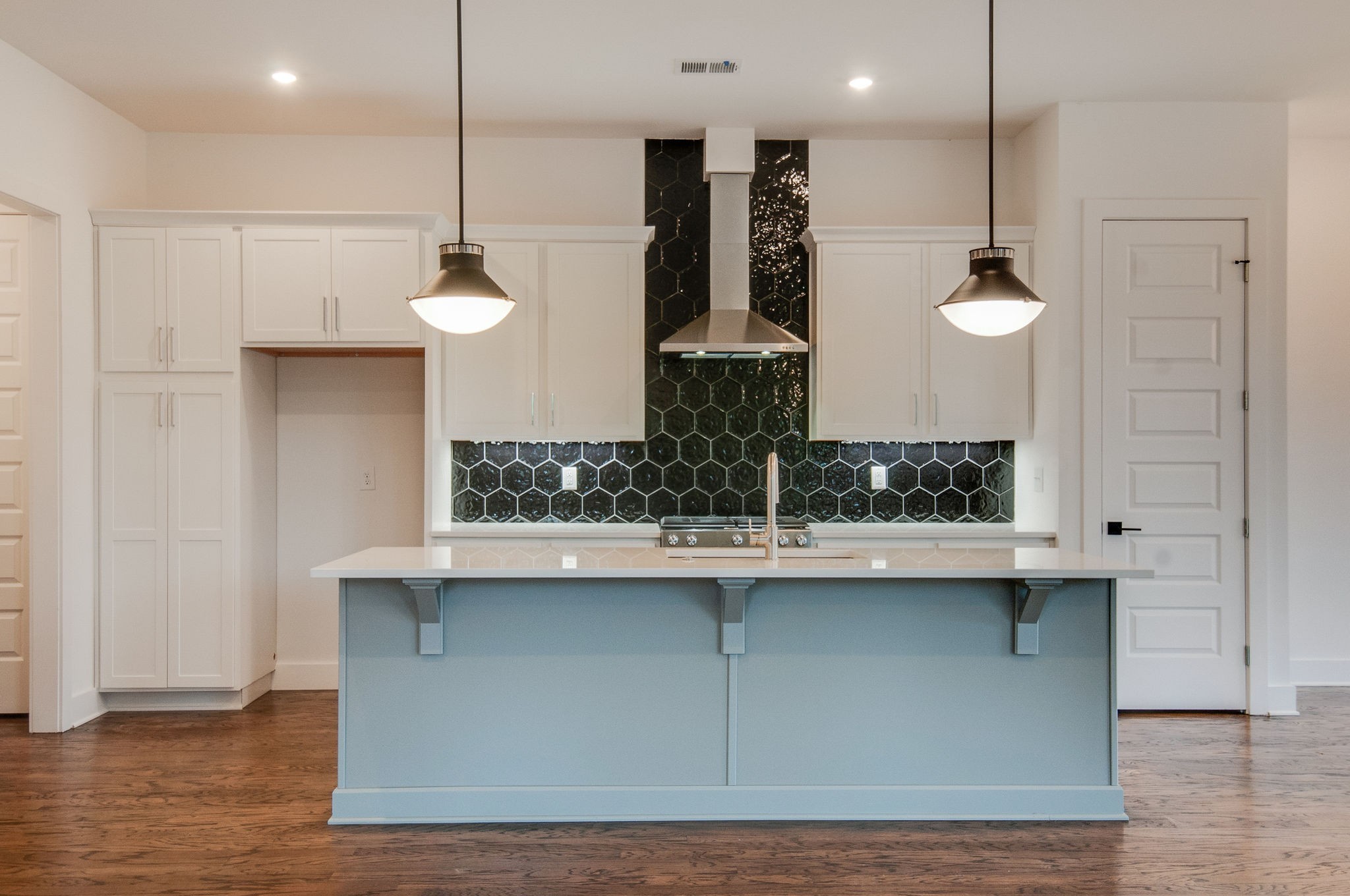 5559 Knob Road Nashville, TN 37209 - Photo 9 of 31 Gallery Image 9