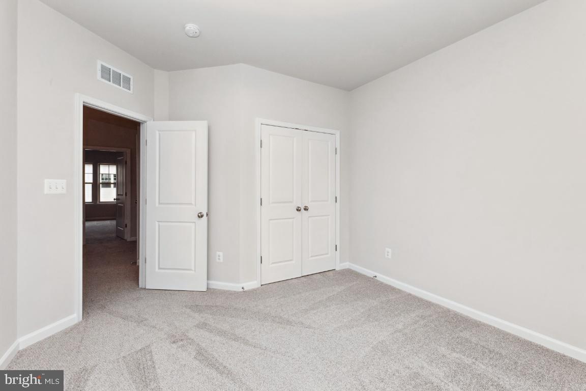 9326 Barnes Loop Manassas, VA 20110 - Photo 28 of 35