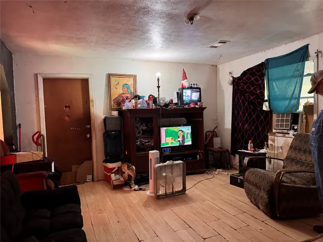 $199,500 | 21269 Bracewell Road, Bedias, TX 77831