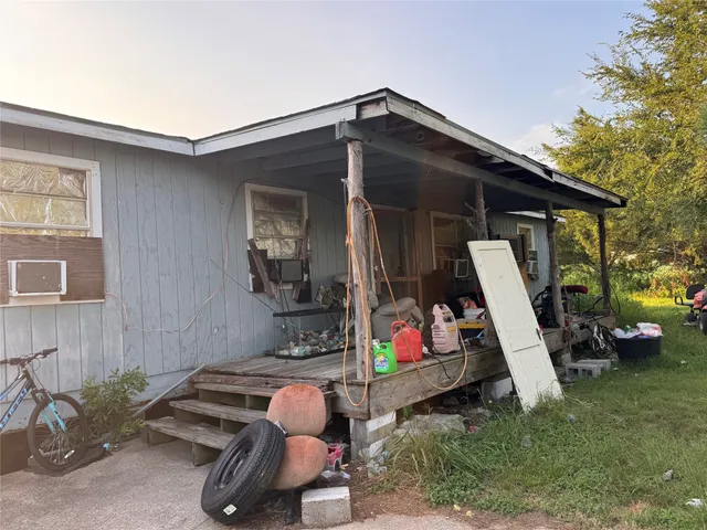 $199,500 | 21269 Bracewell Road, Bedias, TX 77831