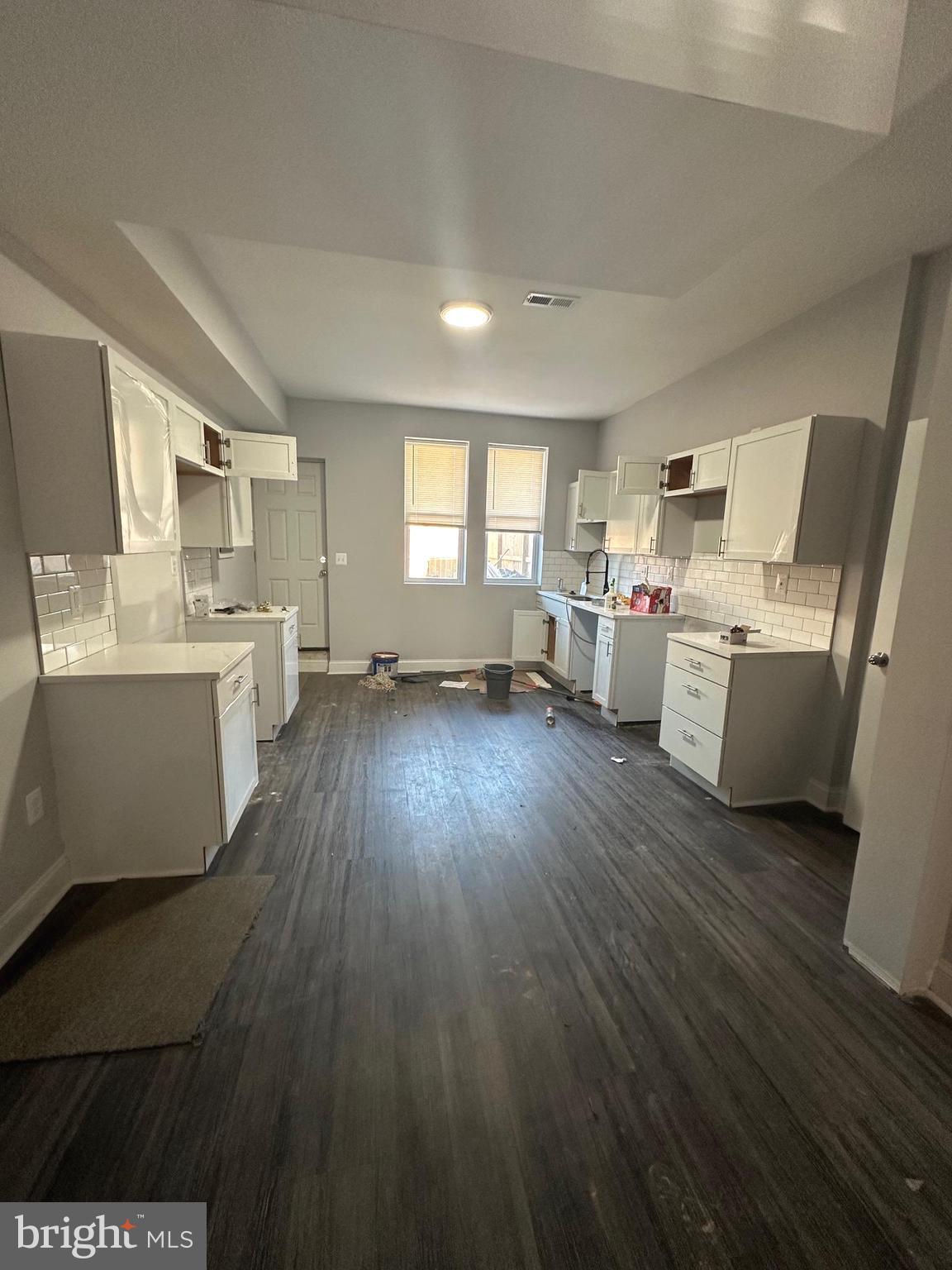 2230 East Chase Street Baltimore, MD 21213 - Photo 3 of 13