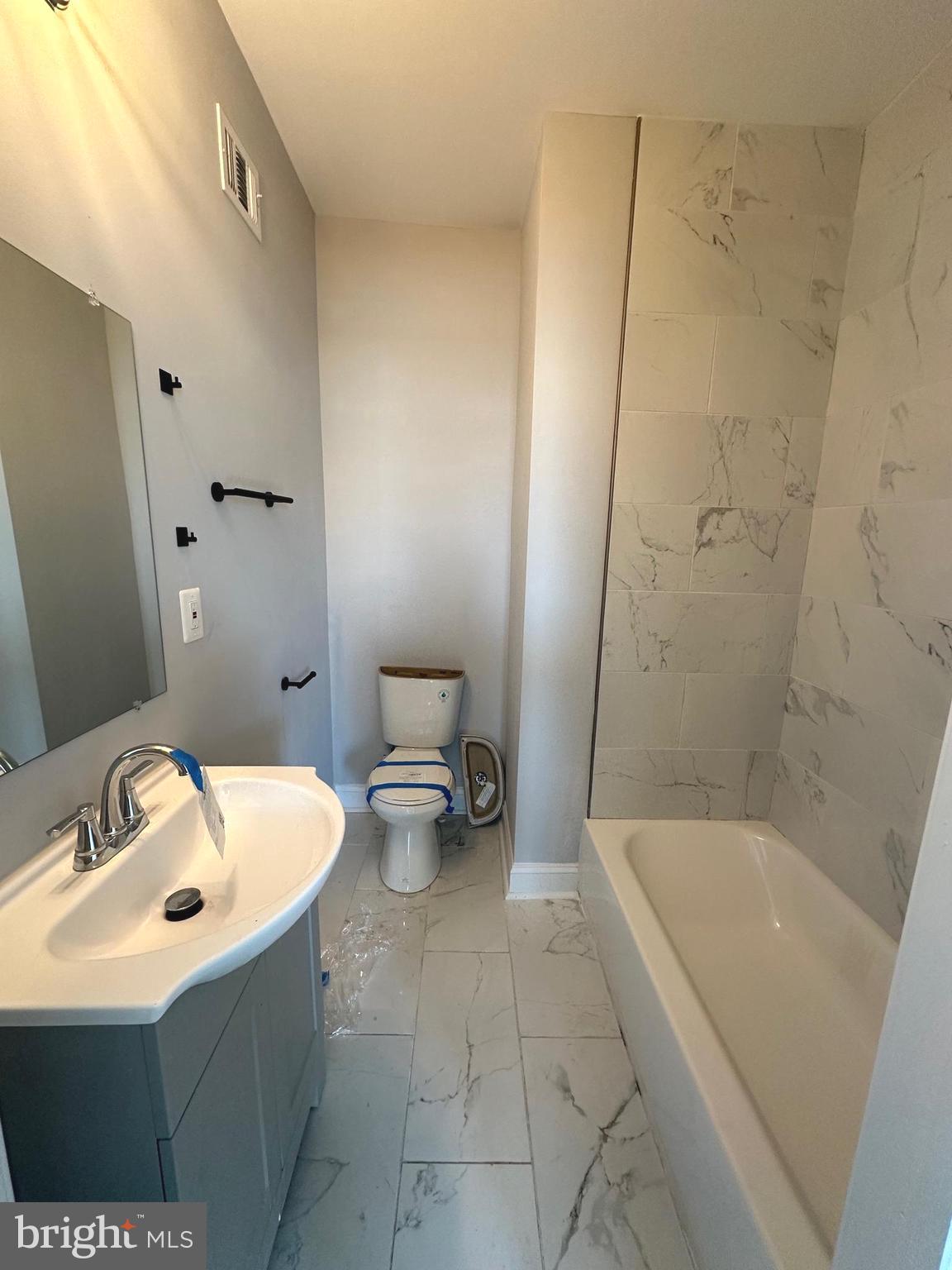 2230 East Chase Street Baltimore, MD 21213 - Photo 8 of 13