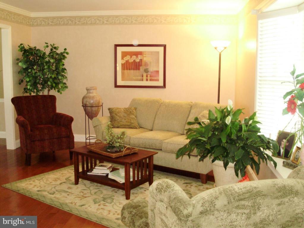 332 Little Creek Road Lancaster, PA 17601 - Photo 2 of 23