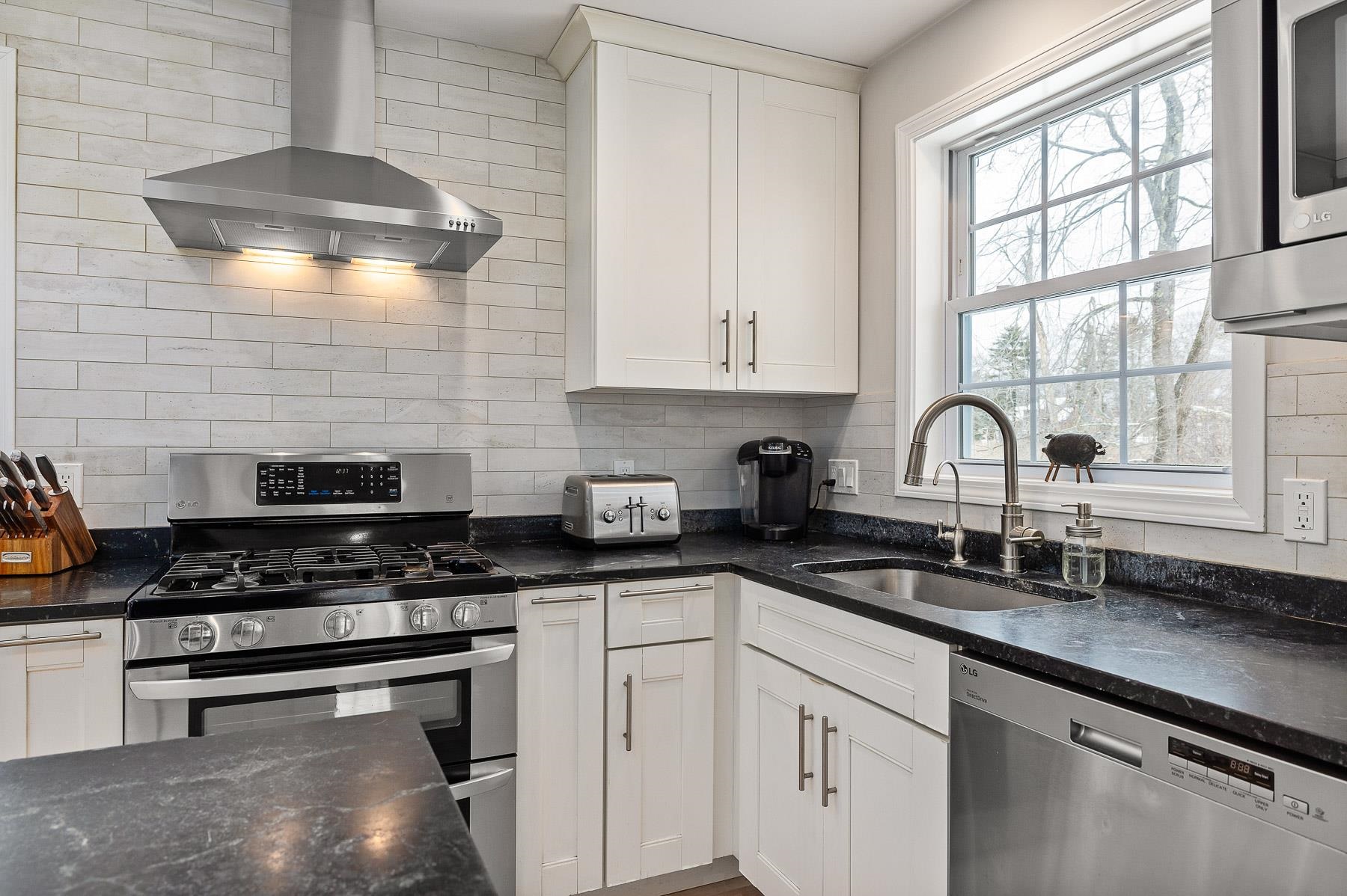 39 Huckleberry Lane Hampton, NH 03842 - Photo 39 of 40 Gallery Image 39