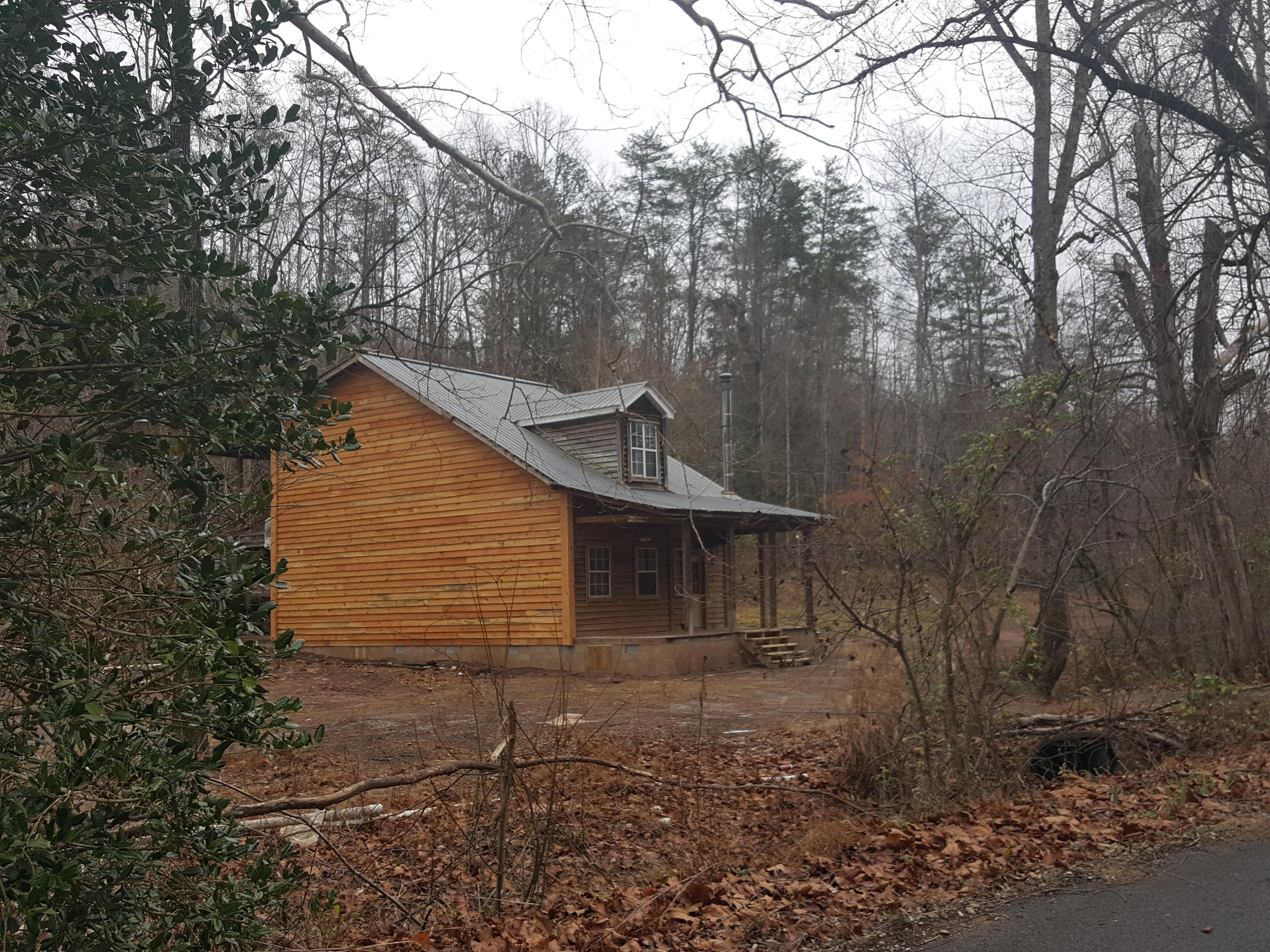 500 Three Point Road Vonore, TN 37885 - Photo 1 of 29 20161214_125147_001