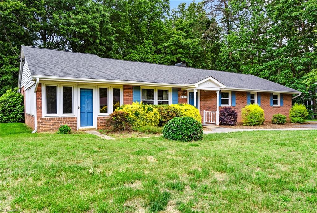 3511 Manoa Road Pfafftown, NC 27040 - Photo 5 of 38